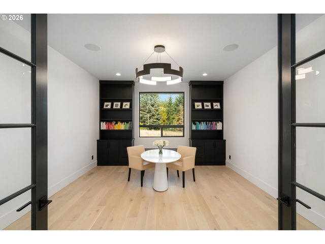 24856 Ne BALD PEAK Rd, Hillsboro, OR 97123