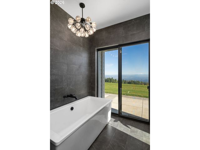 24856 Ne BALD PEAK Rd, Hillsboro, OR 97123