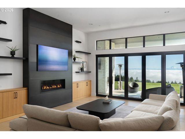 24856 Ne BALD PEAK Rd, Hillsboro, OR 97123