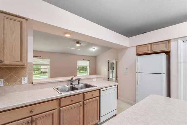 9450 SW 208TH CIRCLE, Dunnellon, FL 34431