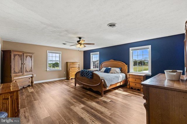 111 DEERFIELD ESTS DR, Stanley, VA 22851