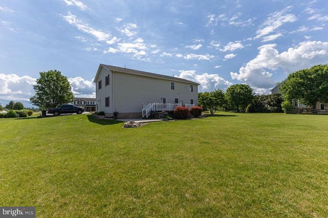 111 DEERFIELD ESTS DR, Stanley, VA 22851