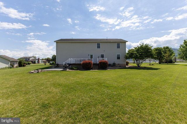 111 DEERFIELD ESTS DR, Stanley, VA 22851