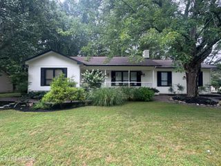 182 Delbridge Lane, Crossville, TN 38558