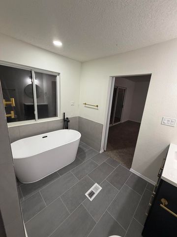 320 TARPON Avenue SE, Rio Rancho, NM 87124