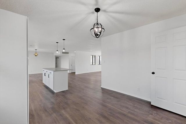 320 TARPON Avenue SE, Rio Rancho, NM 87124