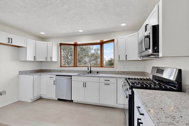 320 TARPON Avenue SE, Rio Rancho, NM 87124