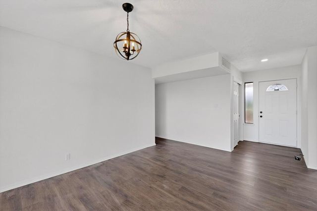 320 TARPON Avenue SE, Rio Rancho, NM 87124