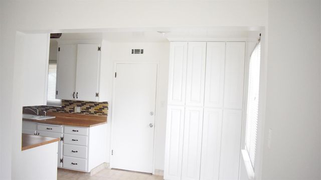 2925 Oxford Way, Stockton, CA 95204