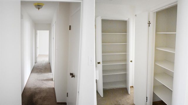 2925 Oxford Way, Stockton, CA 95204