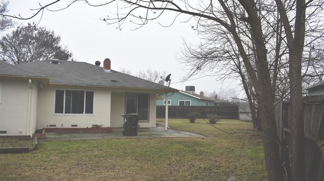 2925 Oxford Way, Stockton, CA 95204