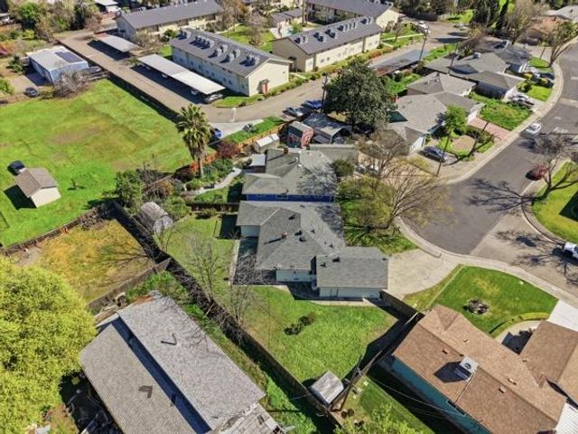 2925 Oxford Way, Stockton, CA 95204