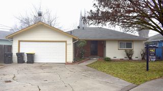 2925 Oxford Way, Stockton, CA 95204