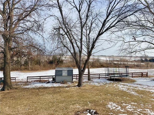 414 Town and Country Lane, Trenton, MO 64683