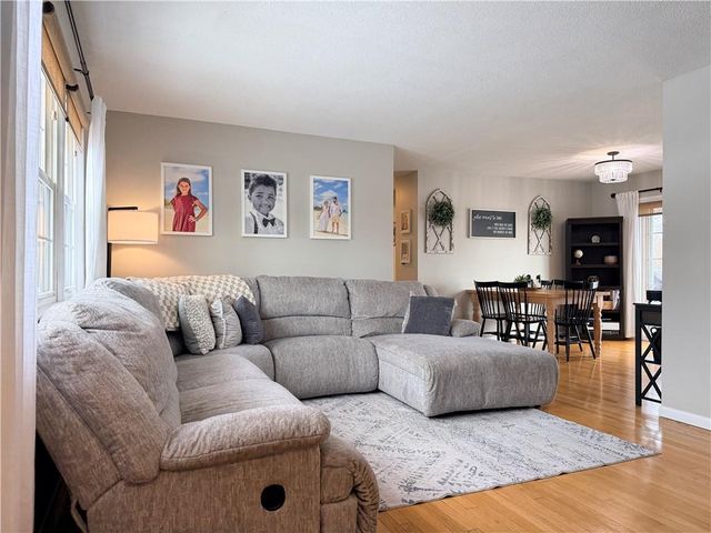 414 Town and Country Lane, Trenton, MO 64683