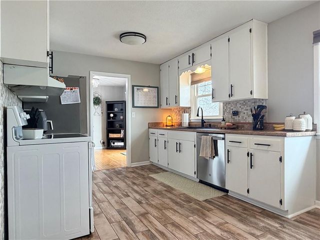 414 Town and Country Lane, Trenton, MO 64683