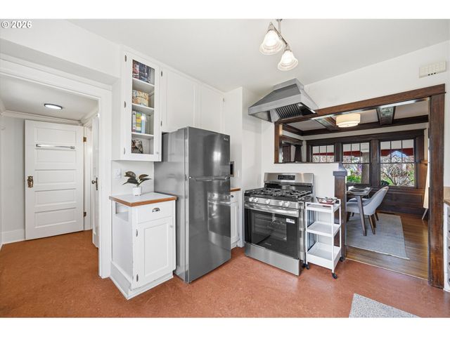 3024 Ne 44TH Ave, Portland, OR 97213