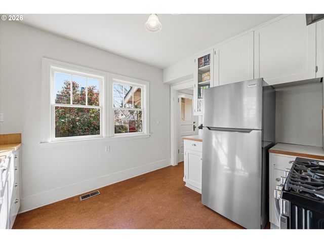 3024 Ne 44TH Ave, Portland, OR 97213