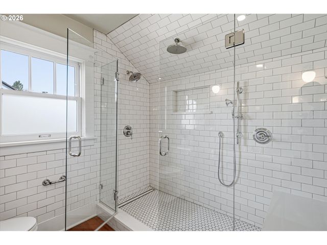 3024 Ne 44TH Ave, Portland, OR 97213