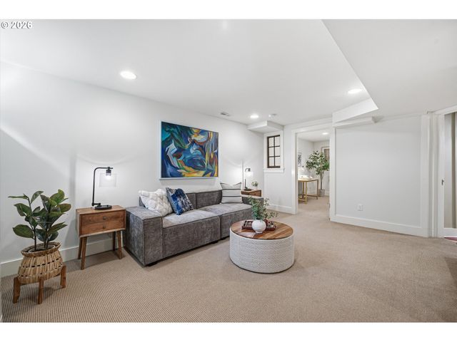 3024 Ne 44TH Ave, Portland, OR 97213