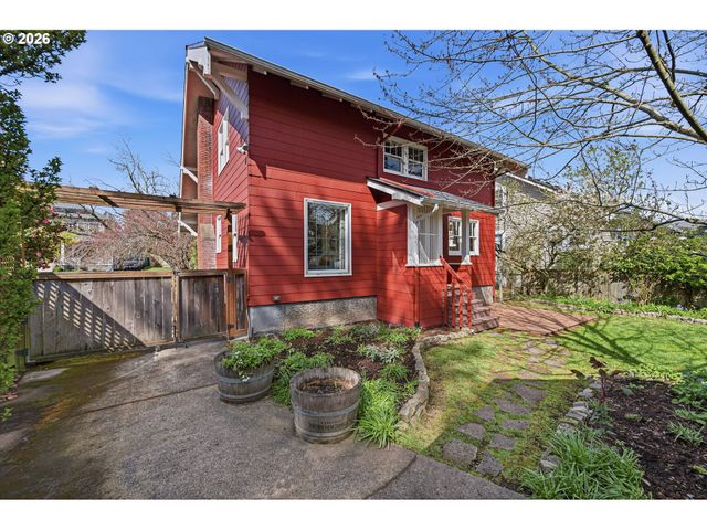 3024 Ne 44TH Ave, Portland, OR 97213