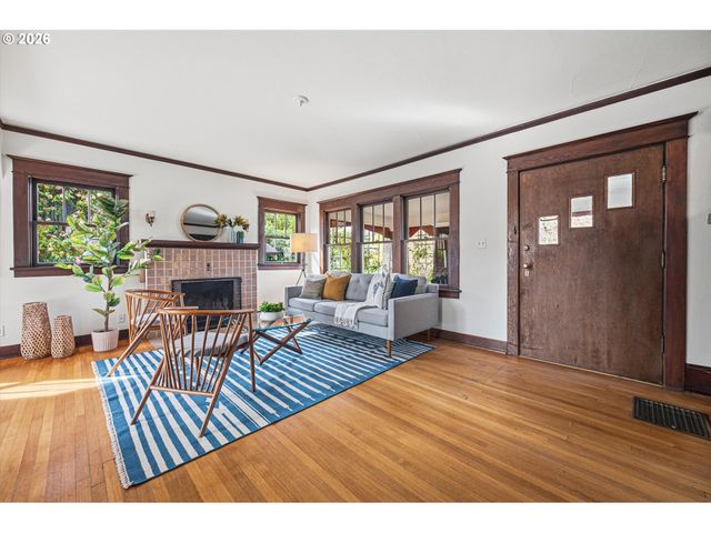 3024 Ne 44TH Ave, Portland, OR 97213