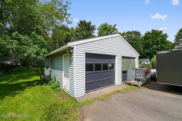 4443 NY-150, Sand Lake, NY 12196