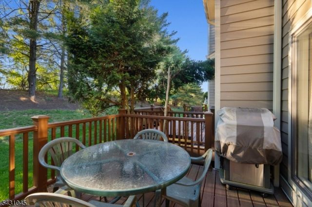 32 Lenox Ct, Montville Twp., NJ 07045