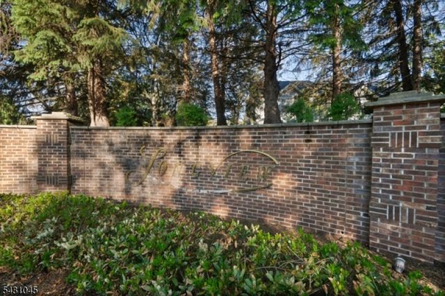 32 Lenox Ct, Montville Twp., NJ 07045