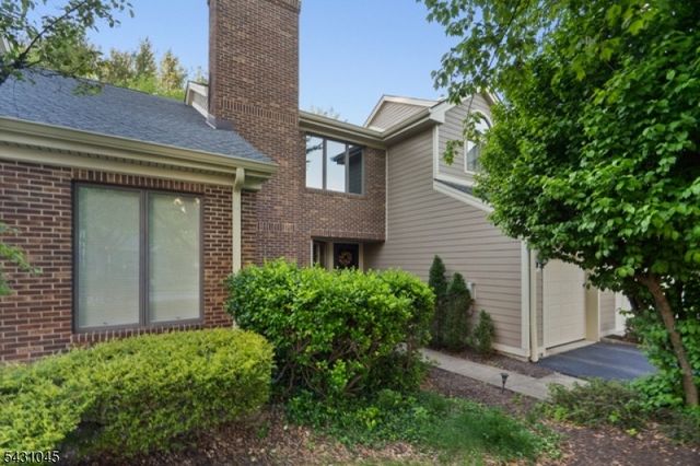 32 Lenox Ct, Montville Twp., NJ 07045