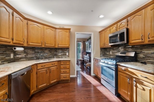 32 Lenox Ct, Montville Twp., NJ 07045