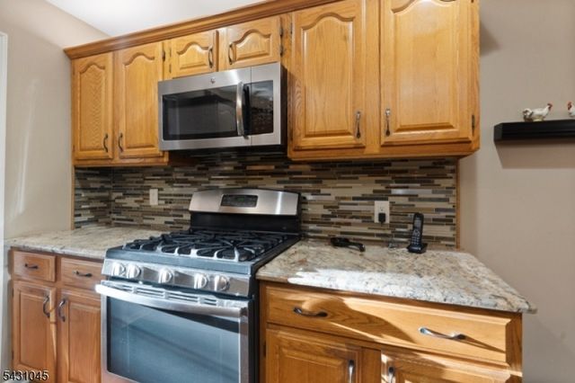 32 Lenox Ct, Montville Twp., NJ 07045