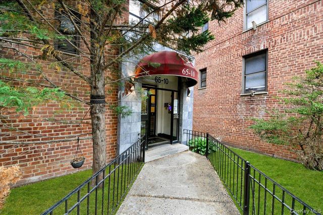 6510 108th Street 2J, Forest Hills, NY 11375