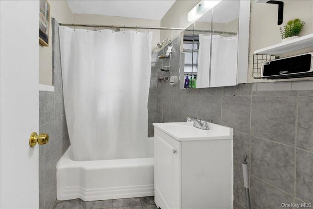 6510 108th Street 2J, Forest Hills, NY 11375