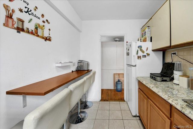 6510 108th Street 2J, Forest Hills, NY 11375