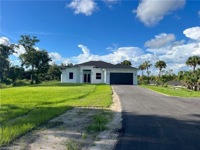 3335 16th AVE SE, Naples, FL 34117