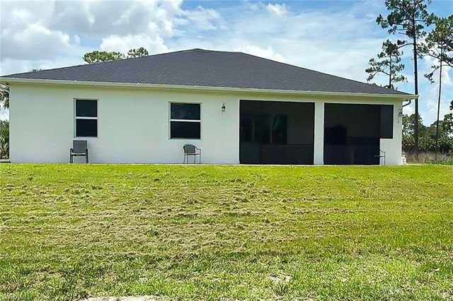 3335 16th AVE SE, Naples, FL 34117