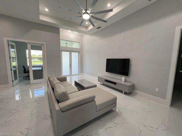 3335 16th AVE SE, Naples, FL 34117