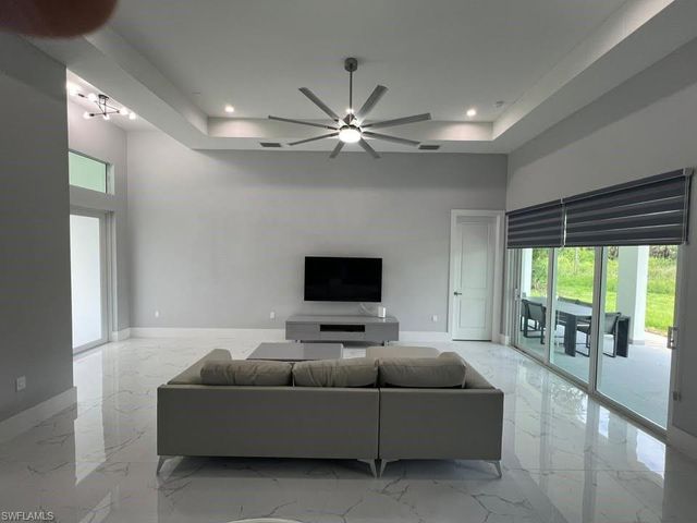 3335 16th AVE SE, Naples, FL 34117