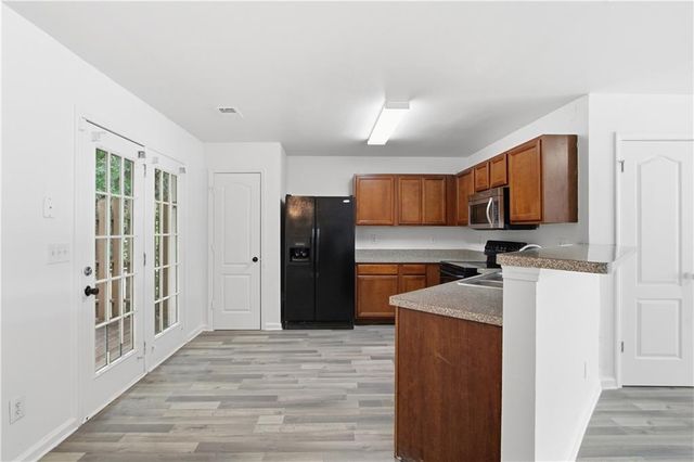 2025 Shawn Wayne Circle SE, Atlanta, GA 30316