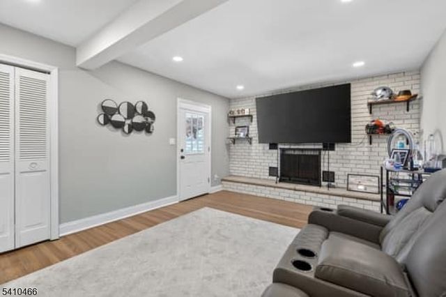 88 Harrington Rd, Clifton City, NJ 07012