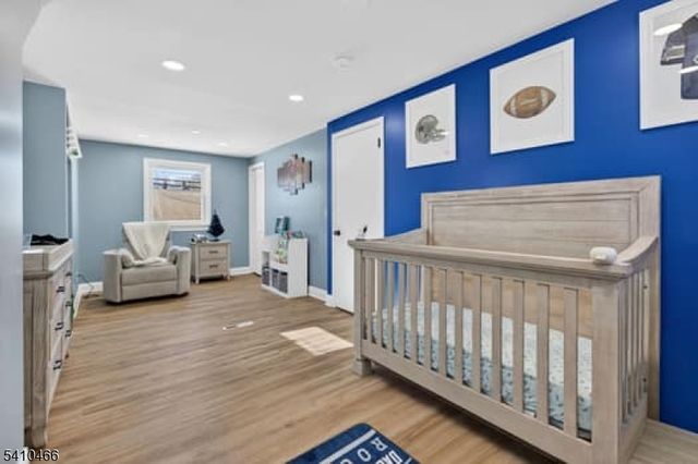 88 Harrington Rd, Clifton City, NJ 07012