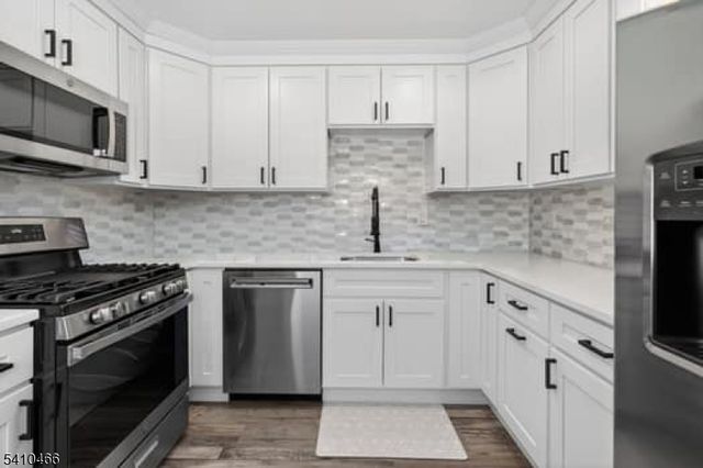 88 Harrington Rd, Clifton City, NJ 07012