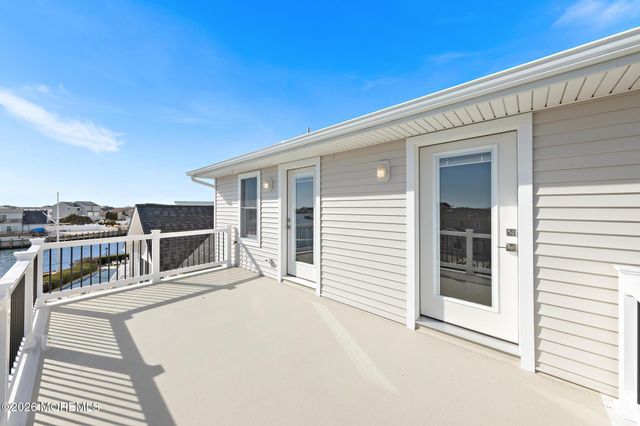 61 Budd Drive, Manahawkin, NJ 08050