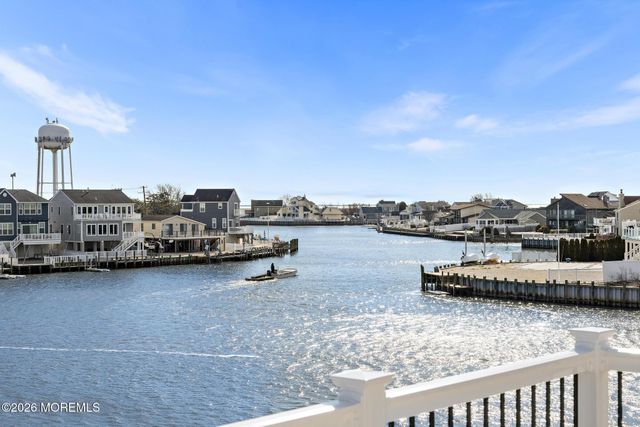 61 Budd Drive, Manahawkin, NJ 08050