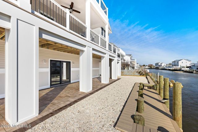 61 Budd Drive, Manahawkin, NJ 08050
