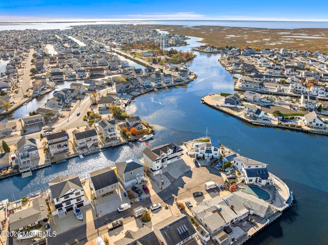 61 Budd Drive, Manahawkin, NJ 08050