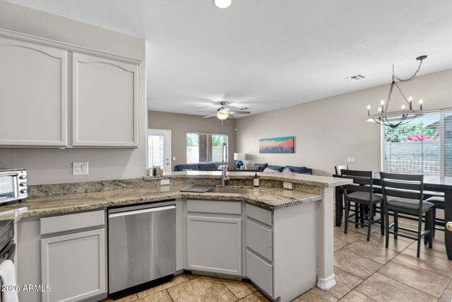 3652 E DERRINGER Way, Gilbert, AZ 85297