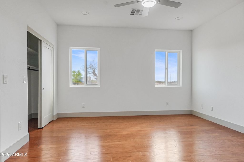 Image 13 of property listing at 40179 W ROBLES Road, Maricopa, AZ 85138