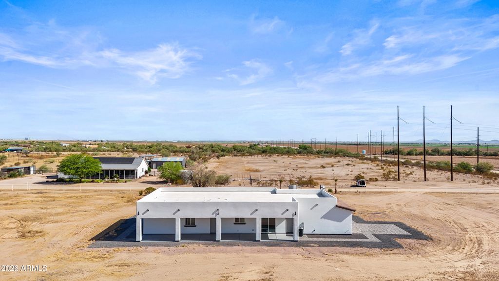 Image 21 of property listing at 40179 W ROBLES Road, Maricopa, AZ 85138